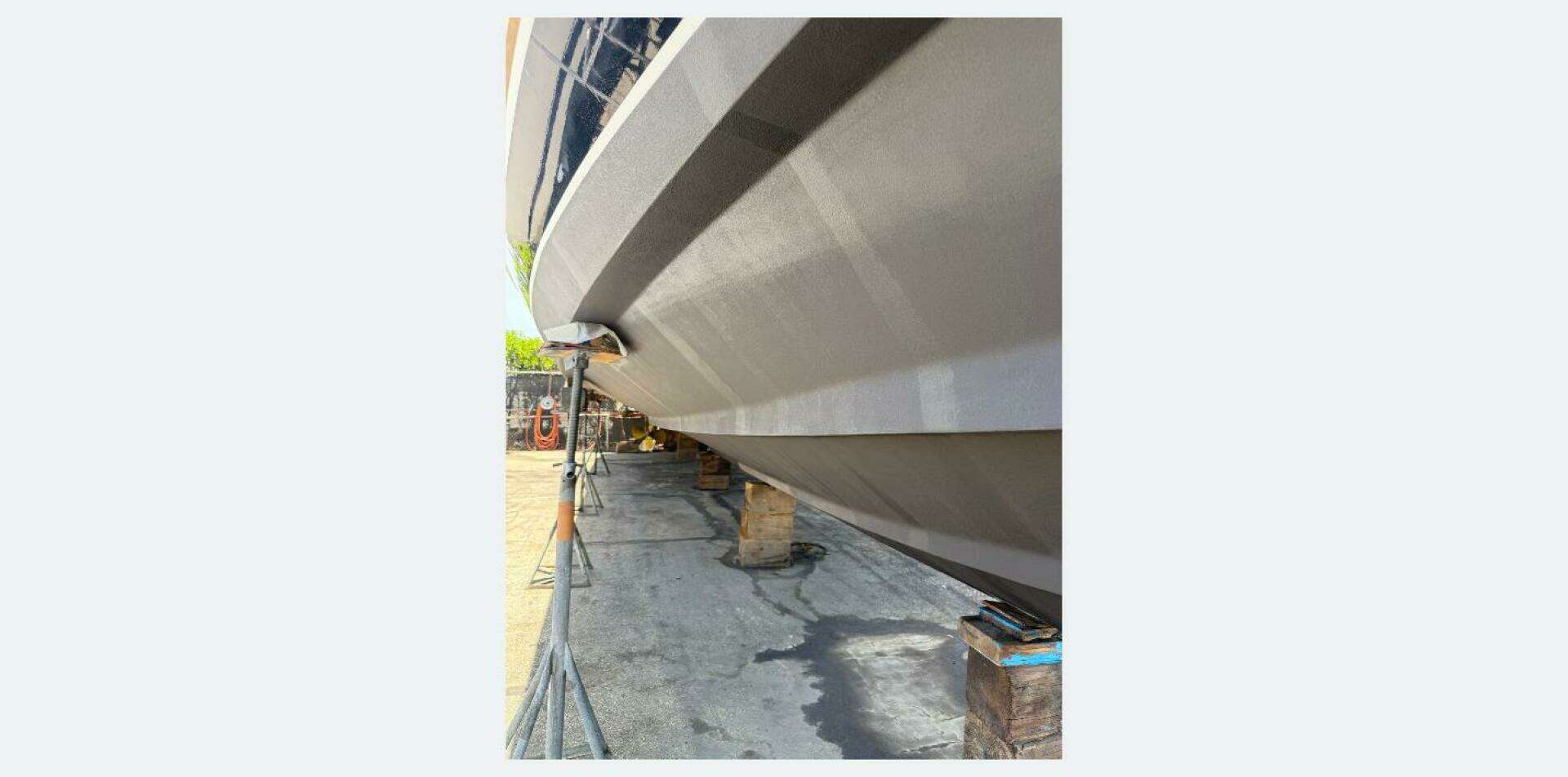 Tiara Yachts 5200 Express Yacht For Sale