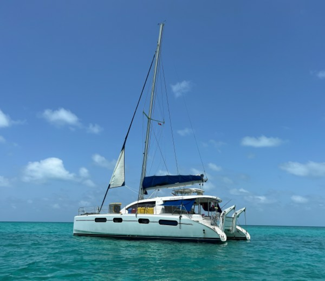 AUTUMN BREEZE 46ft Robertson  amp  Caine Yacht For Sale