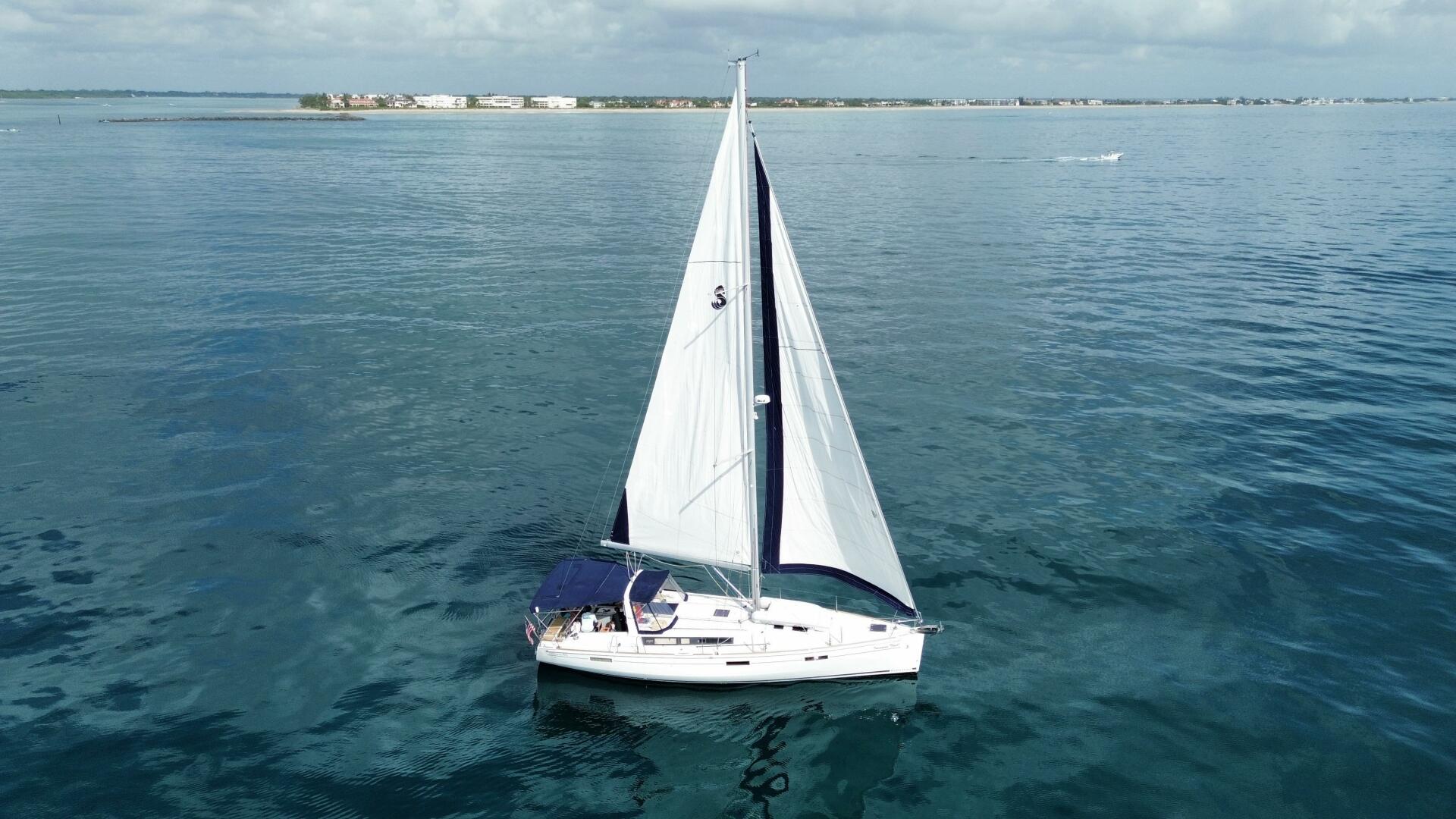 Sailing yacht Beneteau Oceanis 45, 2015 model, cruising on c