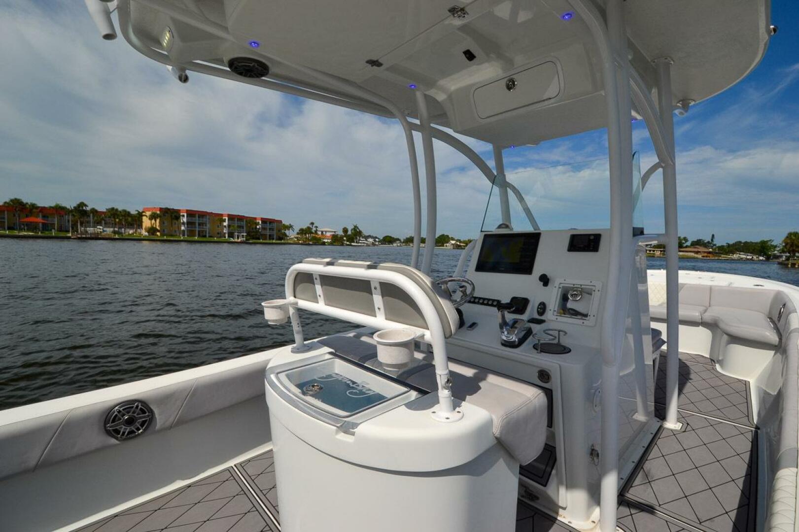 28ft Canyon Bay Yacht For Sale