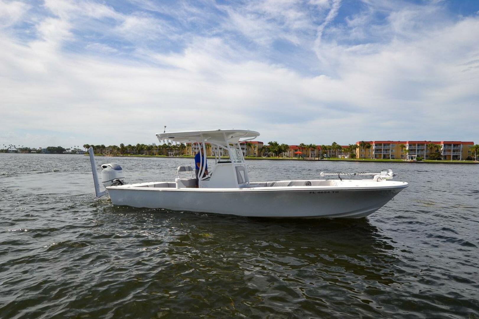 28ft Canyon Bay Yacht For Sale