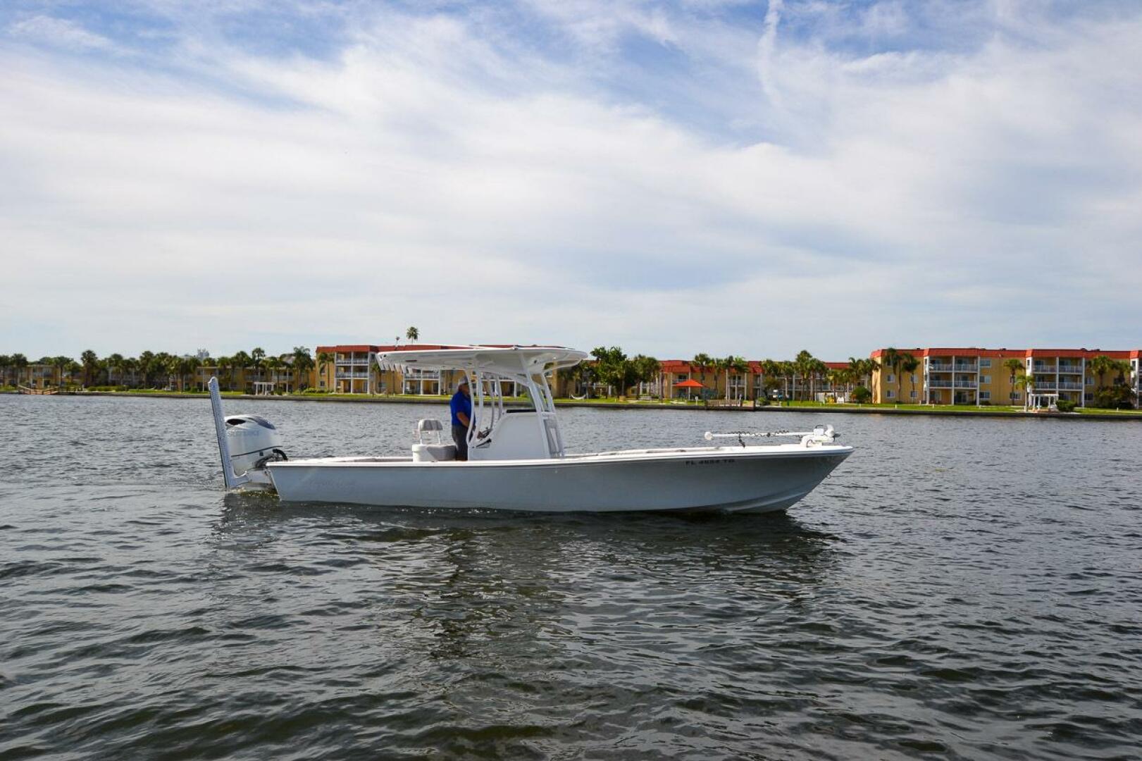 28ft Canyon Bay Yacht For Sale