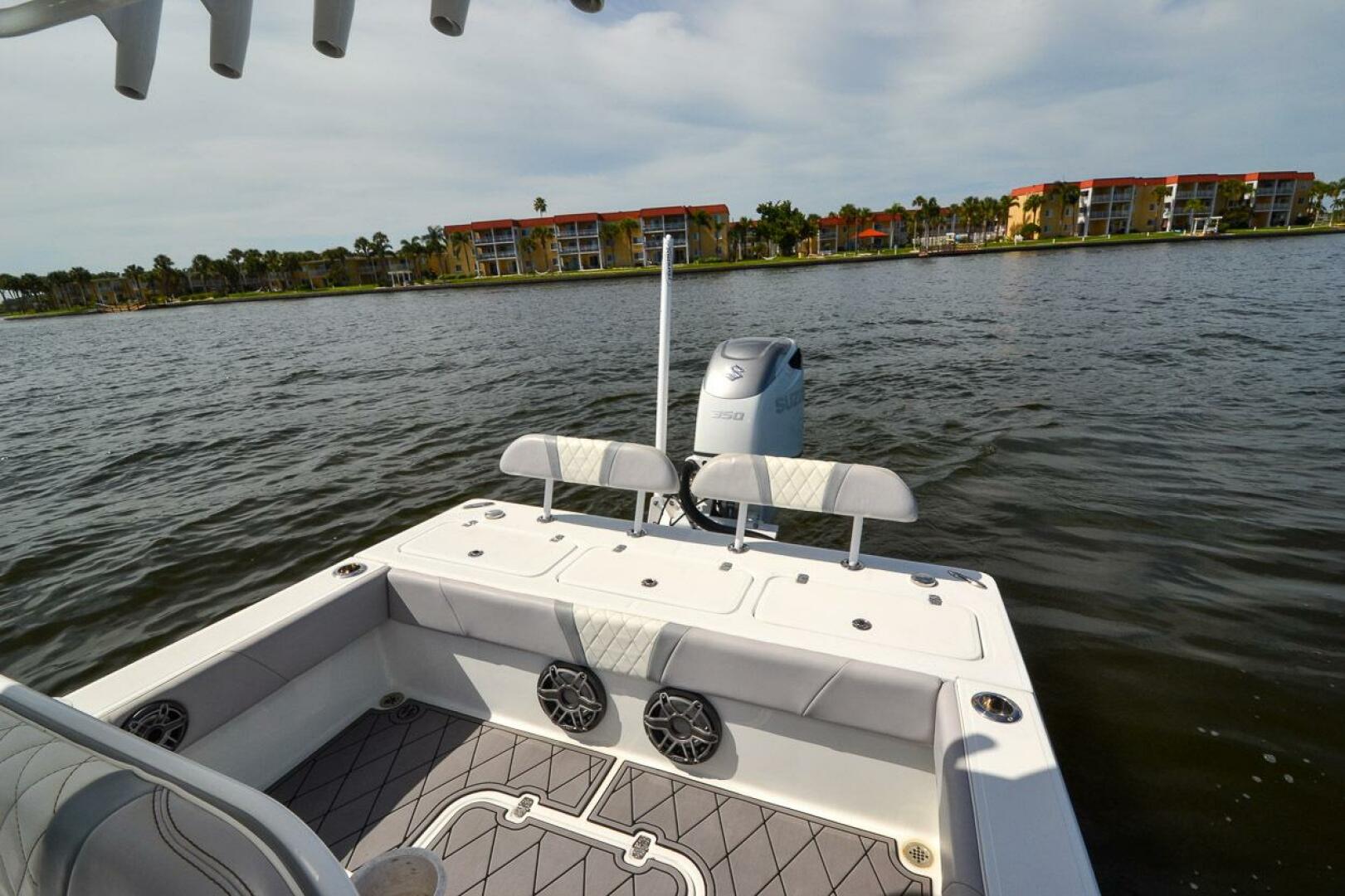 28ft Canyon Bay Yacht For Sale