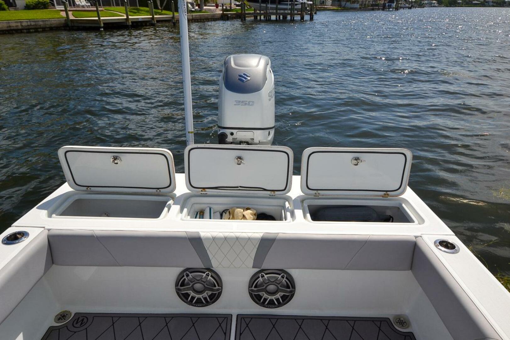 28ft Canyon Bay Yacht For Sale