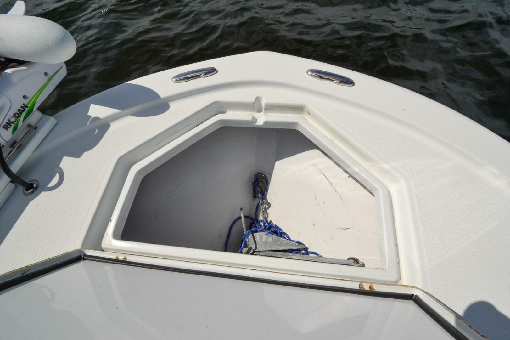 28ft Canyon Bay Yacht For Sale