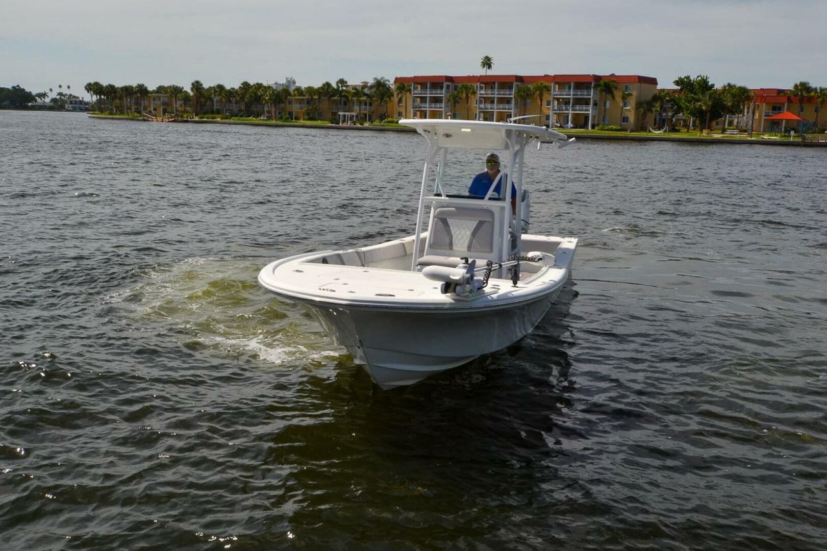 28ft Canyon Bay Yacht For Sale