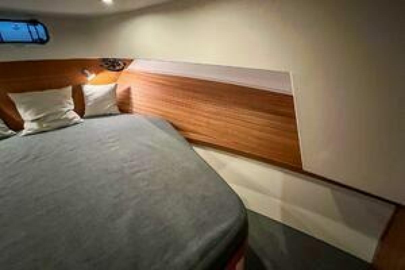 007 32ft Targa Yacht For Sale