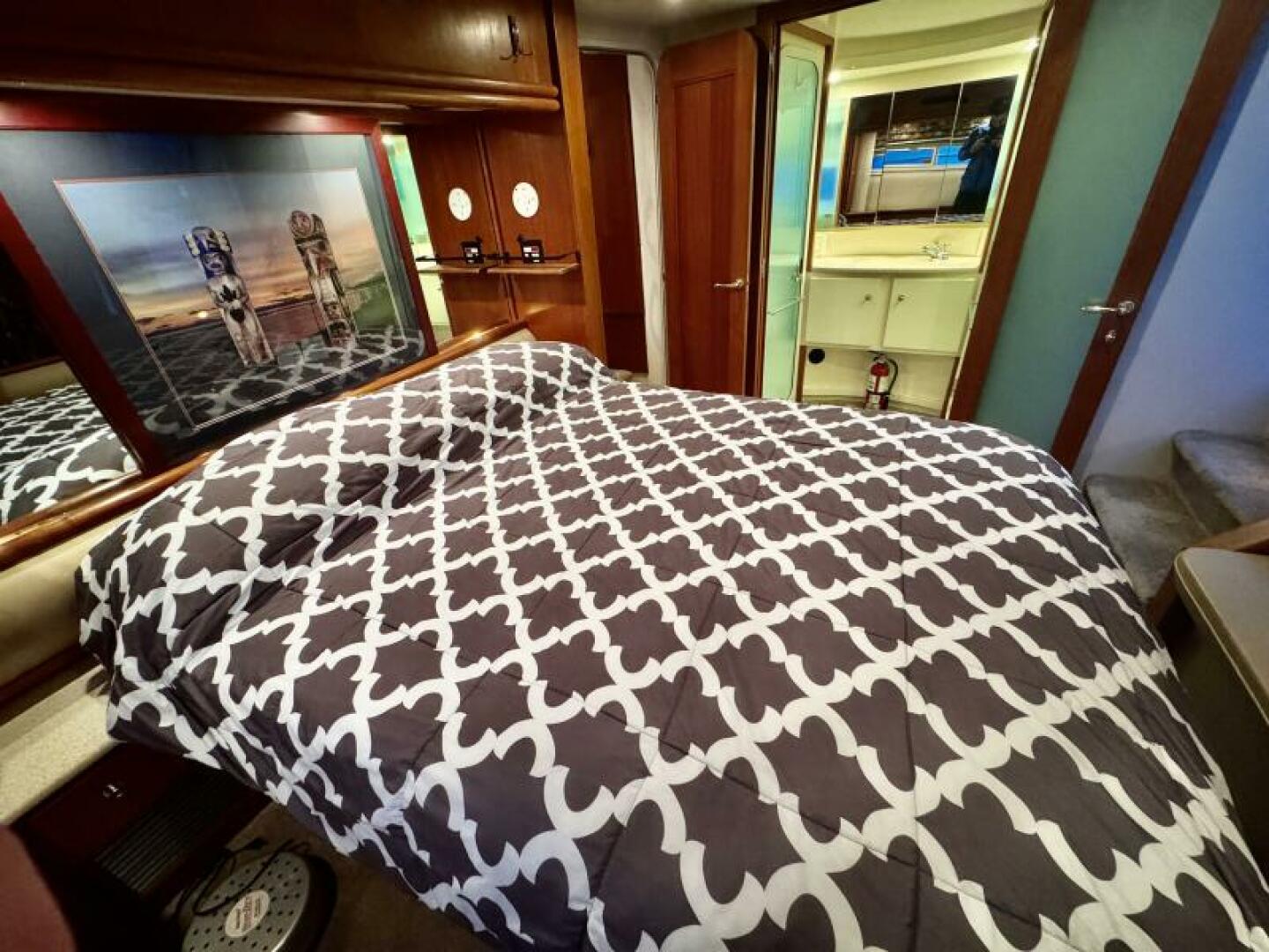 Family Affair IV 50ft Carver Yacht For Sale