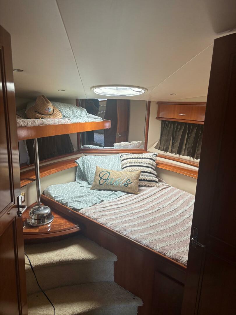 44ft Carver Yacht For Sale