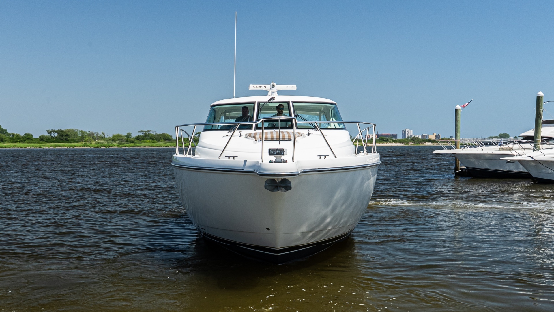 Tiara Yachts 4300 Sovran