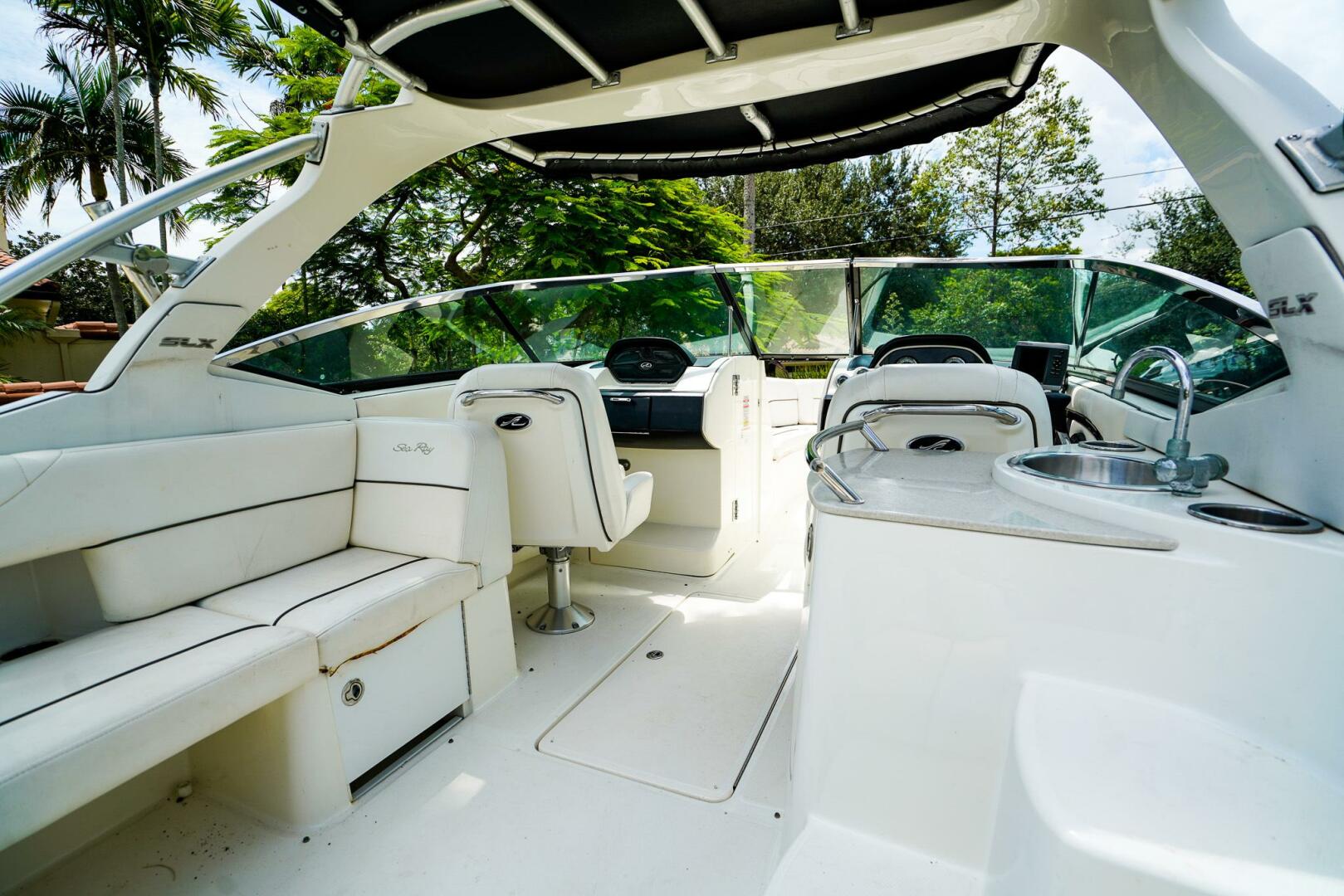 27ft Sea Ray Yacht For Sale