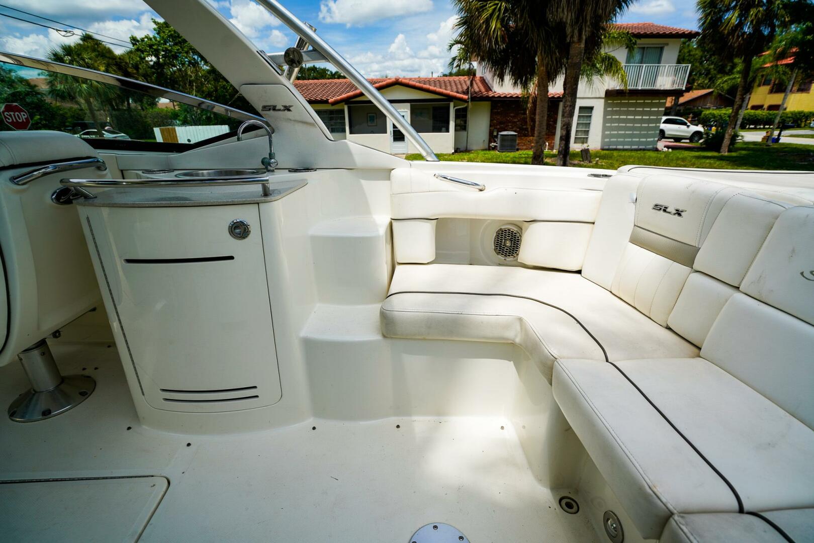 27ft Sea Ray Yacht For Sale