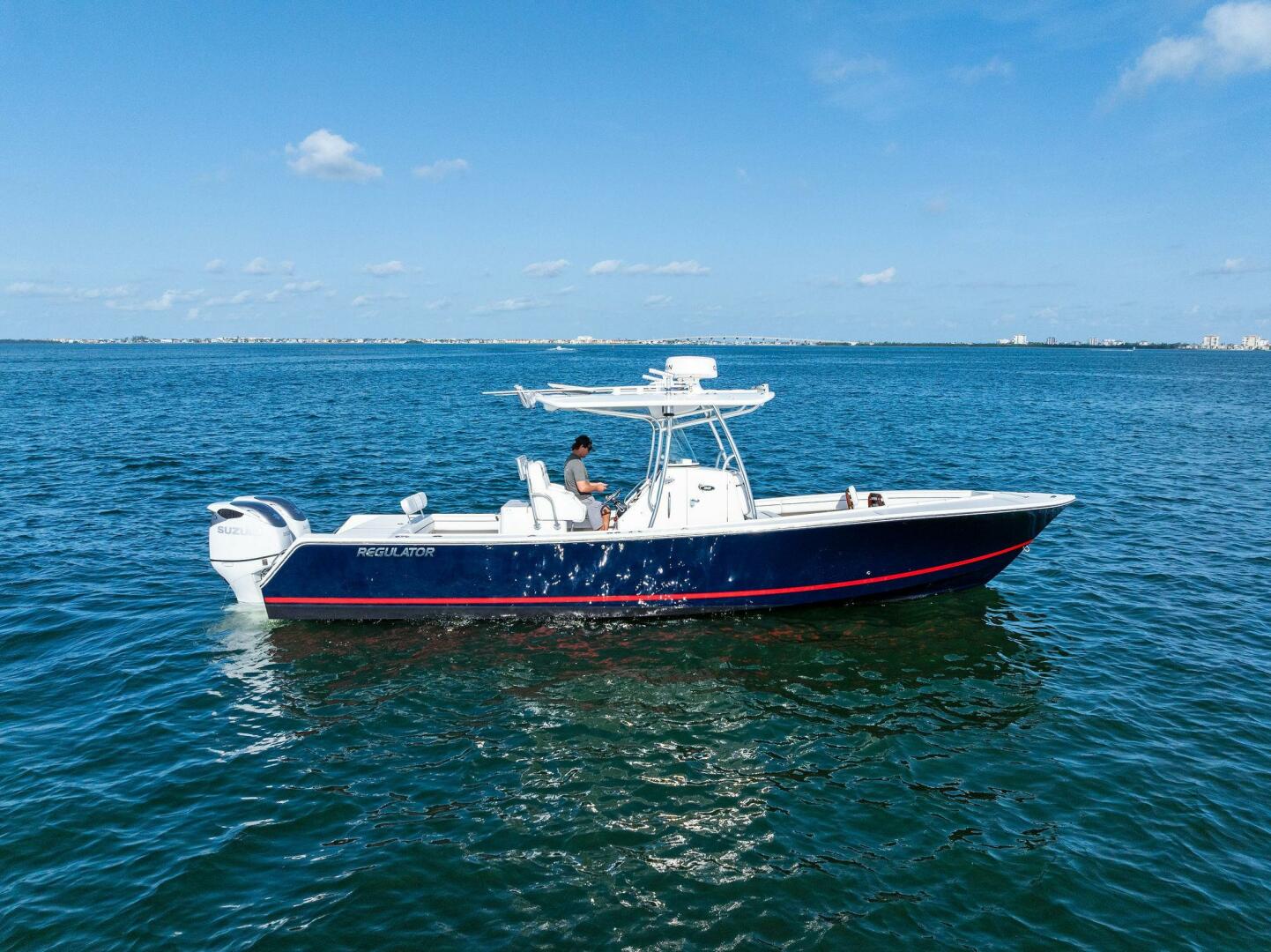 2012 Regulator 32