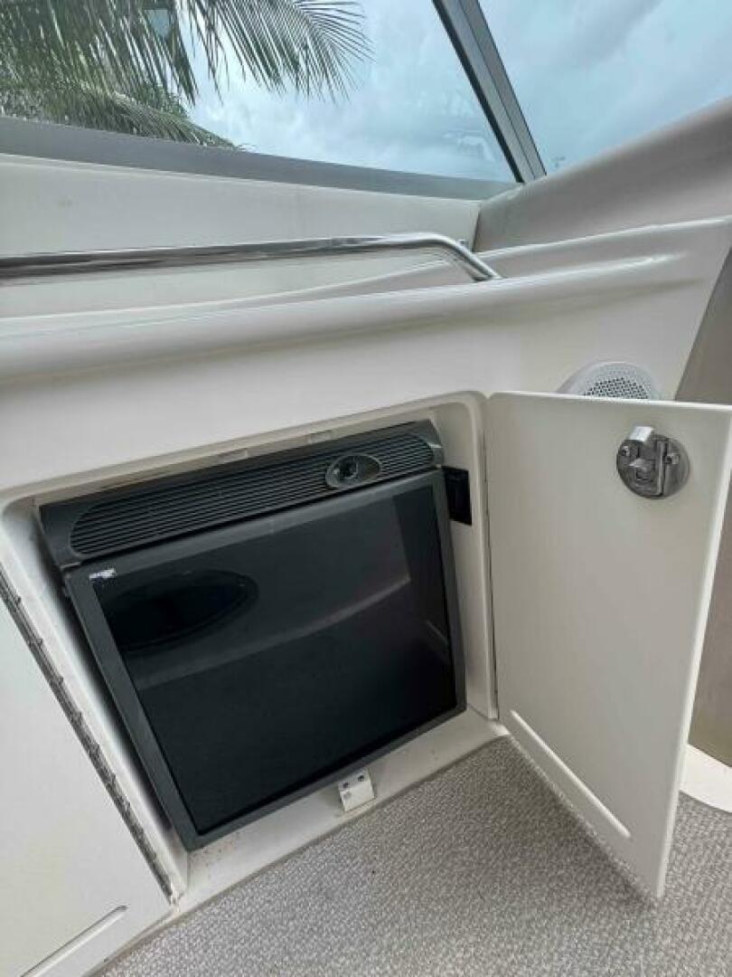Searenity cockpit fridge