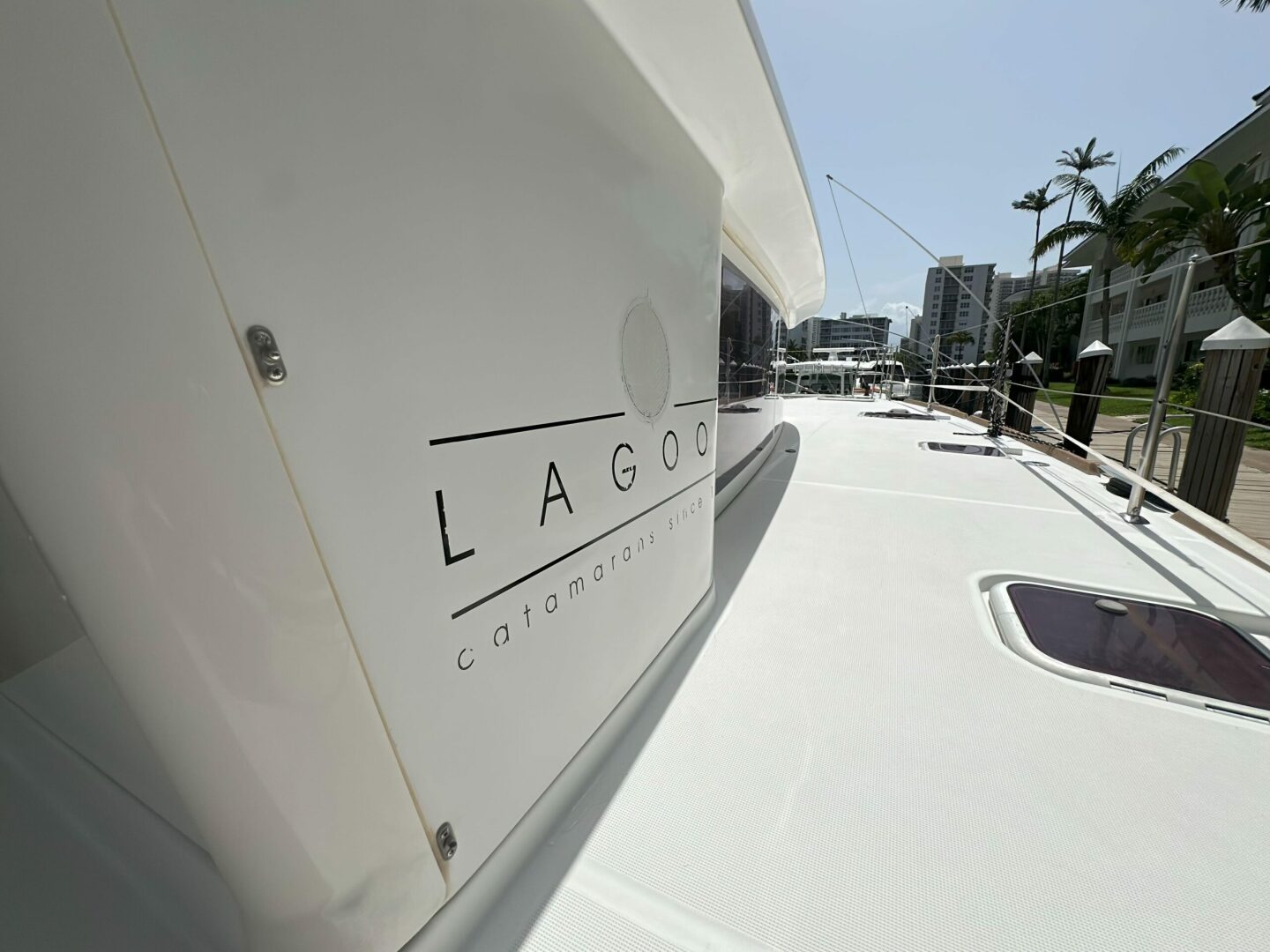 2012-lagoon-400-sail-9878984-20250721095456897-1.jpg