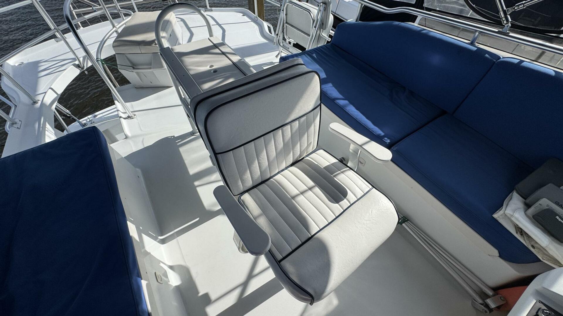 NoMo 39ft Mainship Yacht For Sale