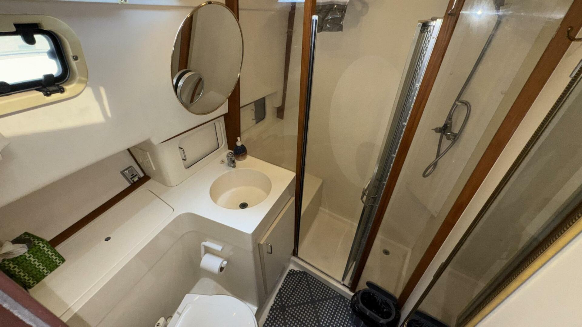 NoMo 39ft Mainship Yacht For Sale