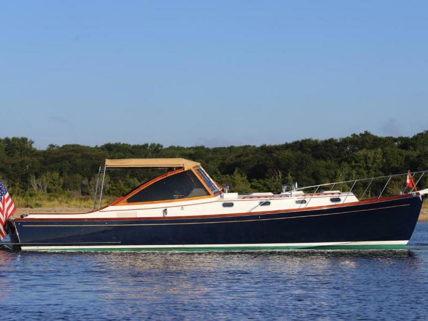 Starboard Beam off the Beach