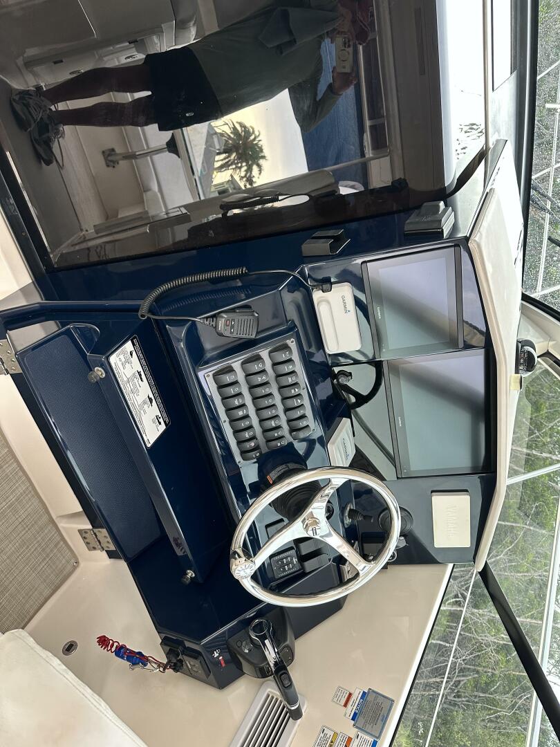 41ft Pursuit Yacht For Sale