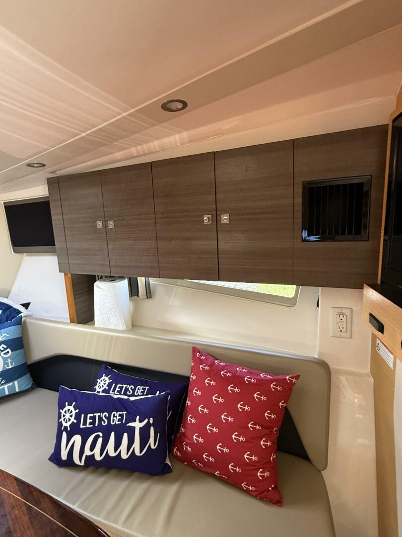 41ft Pursuit Yacht For Sale