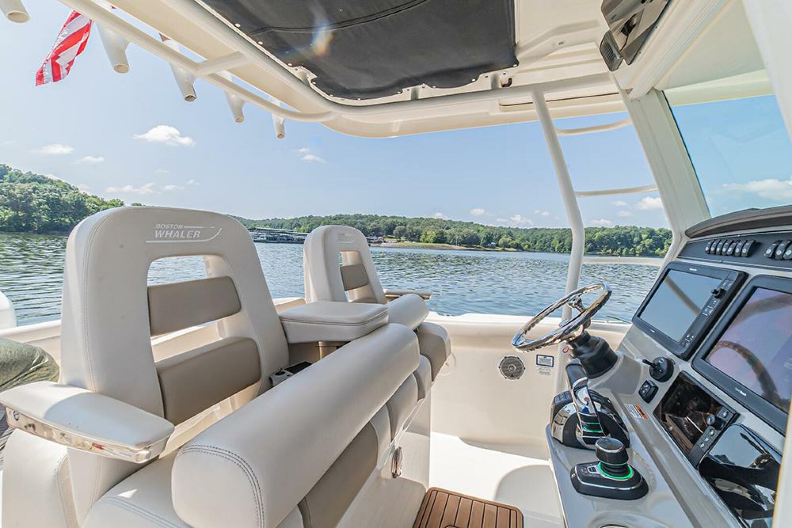 Helm seats