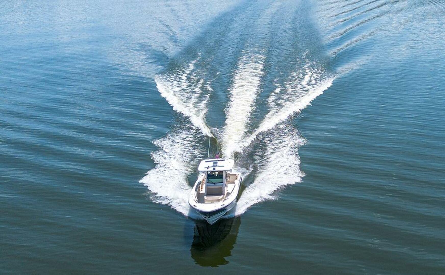 2017 Boston Whaler 330 Outrage underway