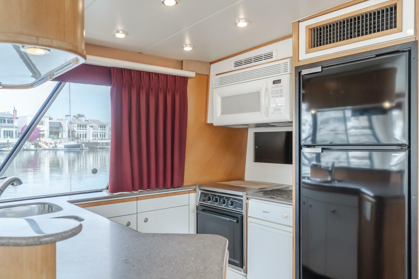 COFFEY TO COCKTAILS II 47ft Bayliner Yacht For Sale