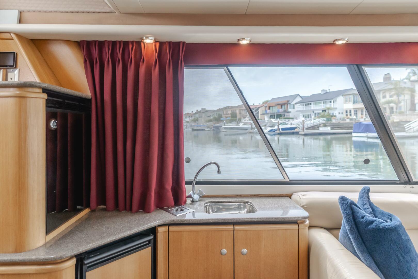 COFFEY TO COCKTAILS II 47ft Bayliner Yacht For Sale