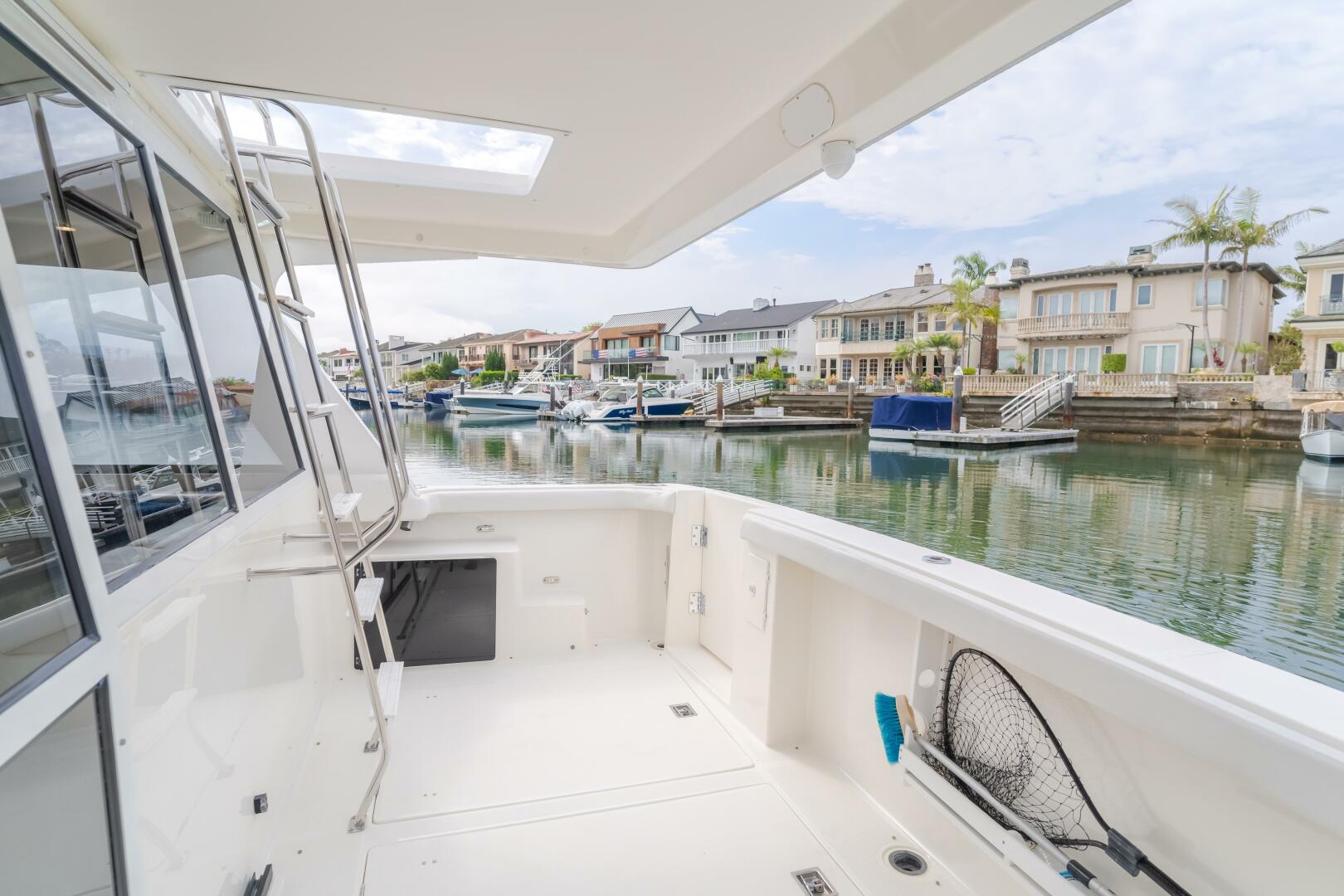 COFFEY TO COCKTAILS II 47ft Bayliner Yacht For Sale