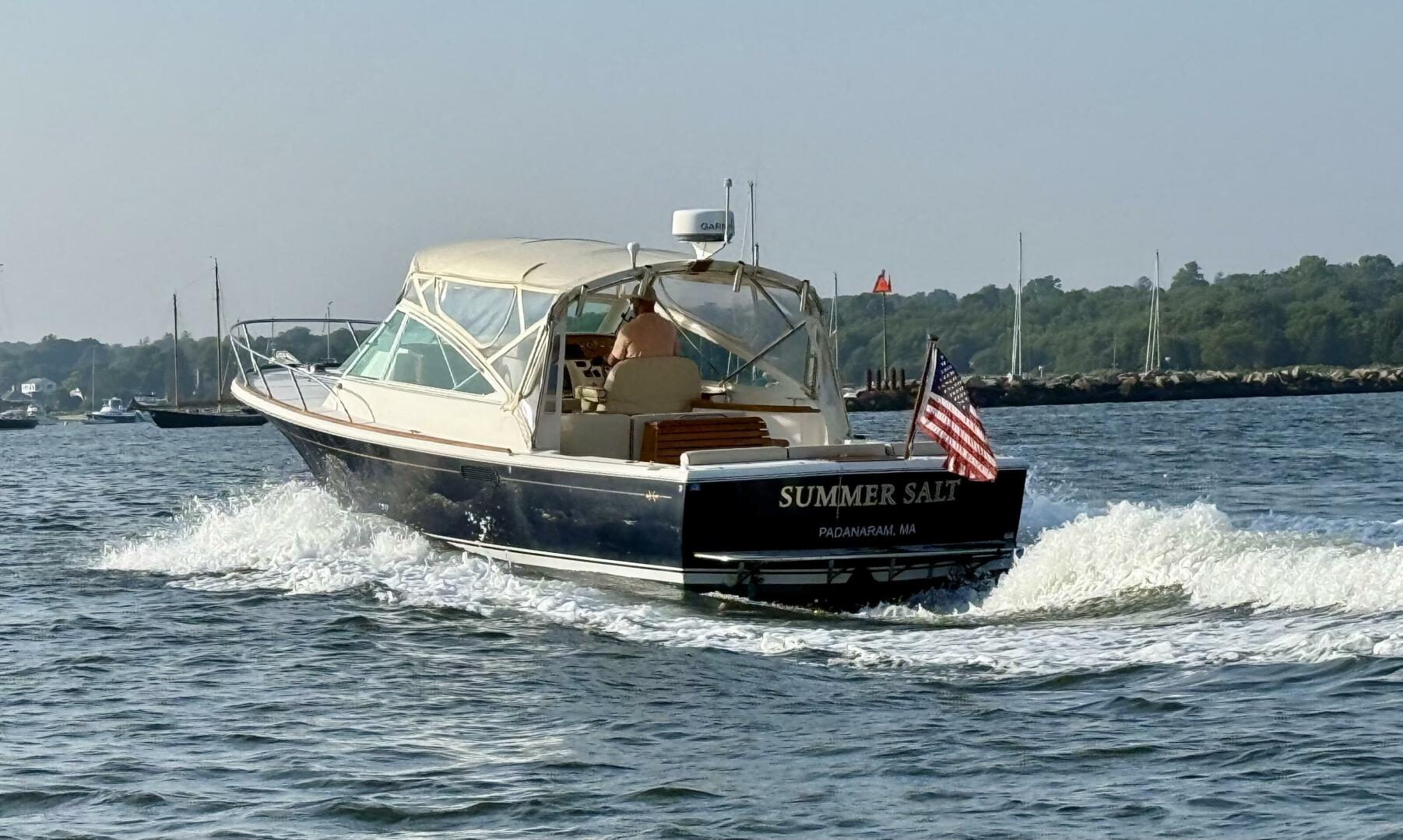 Summer Salt  29ft Hunt Yachts Yacht For Sale
