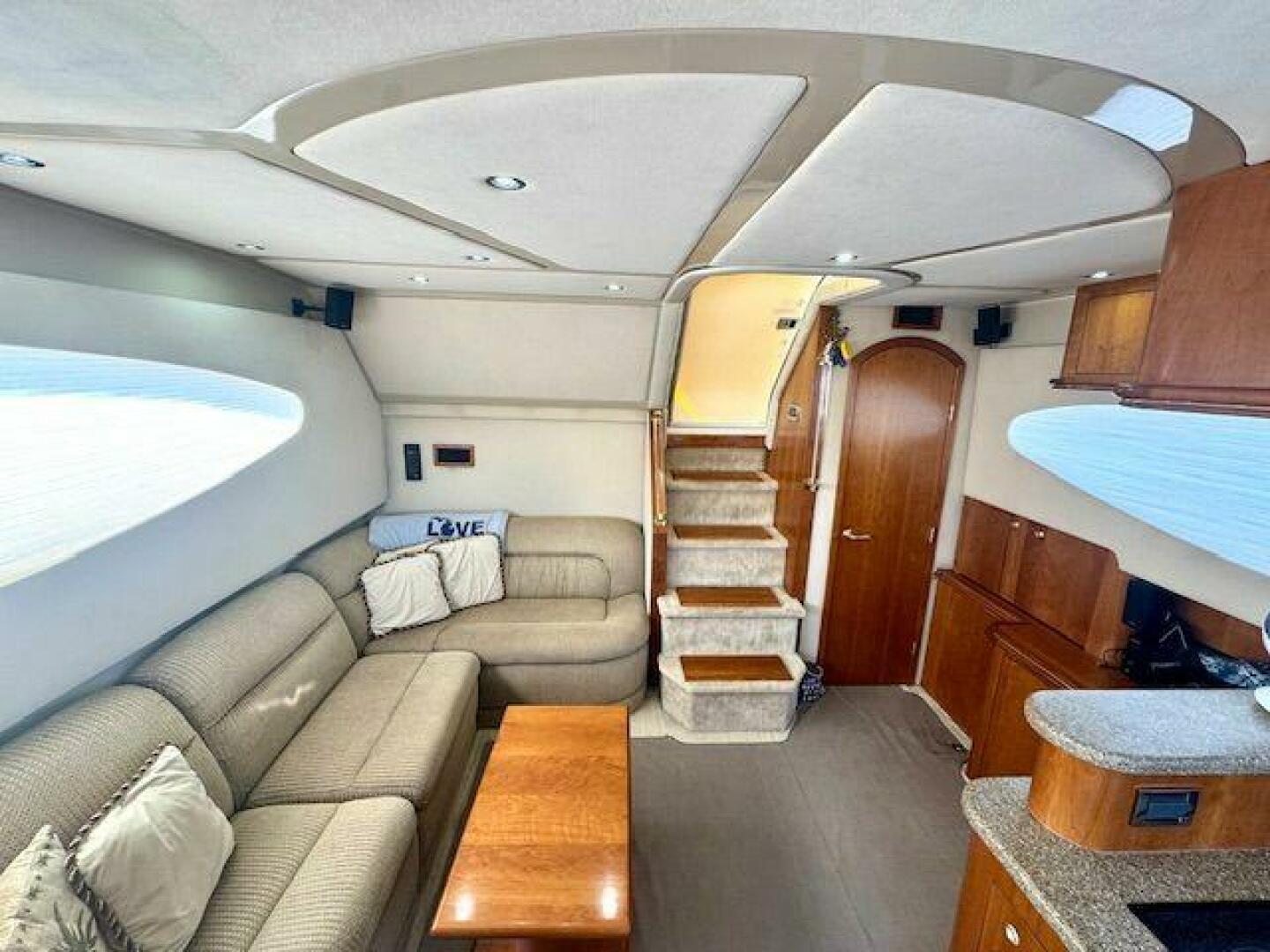 44ft Cruisers Yachts Yacht For Sale