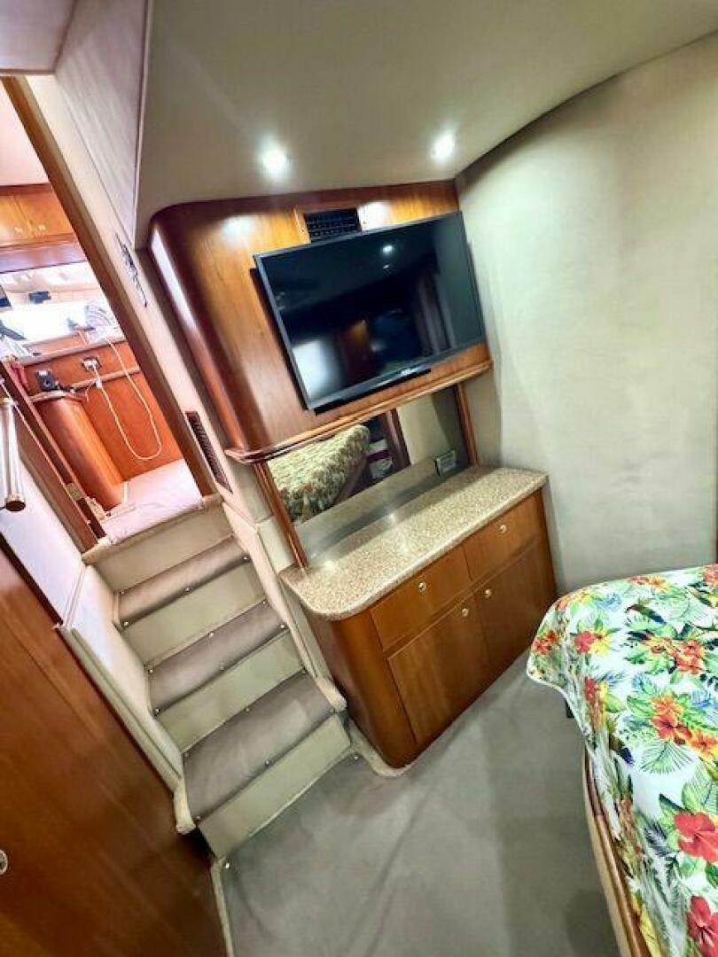 44ft Cruisers Yachts Yacht For Sale