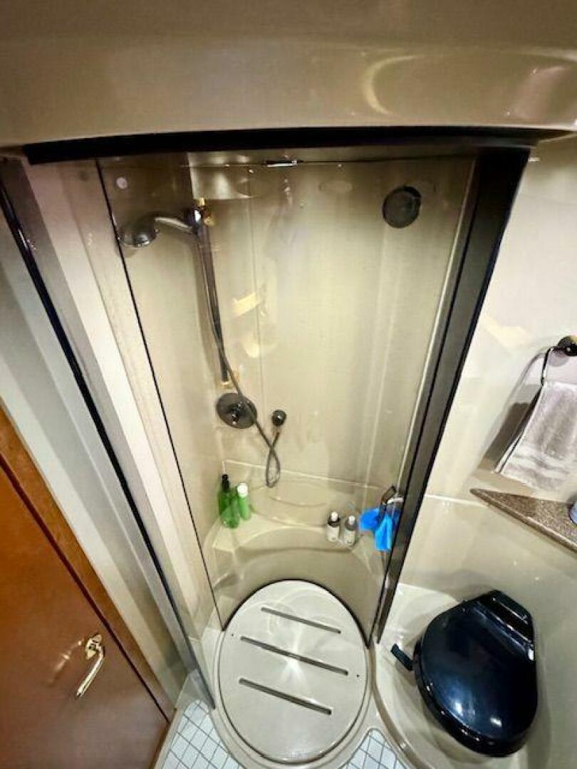 44ft Cruisers Yachts Yacht For Sale
