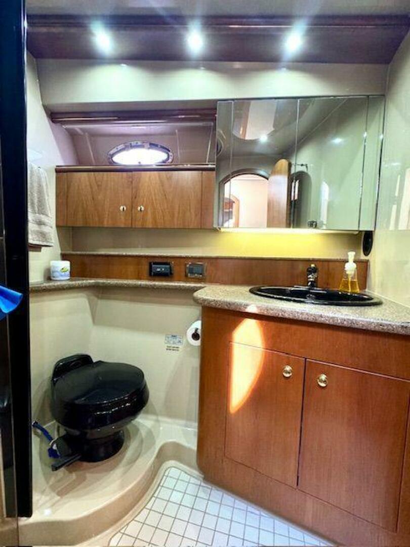 44ft Cruisers Yachts Yacht For Sale