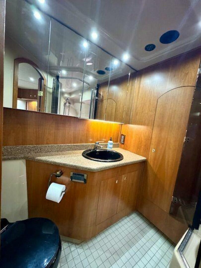 44ft Cruisers Yachts Yacht For Sale