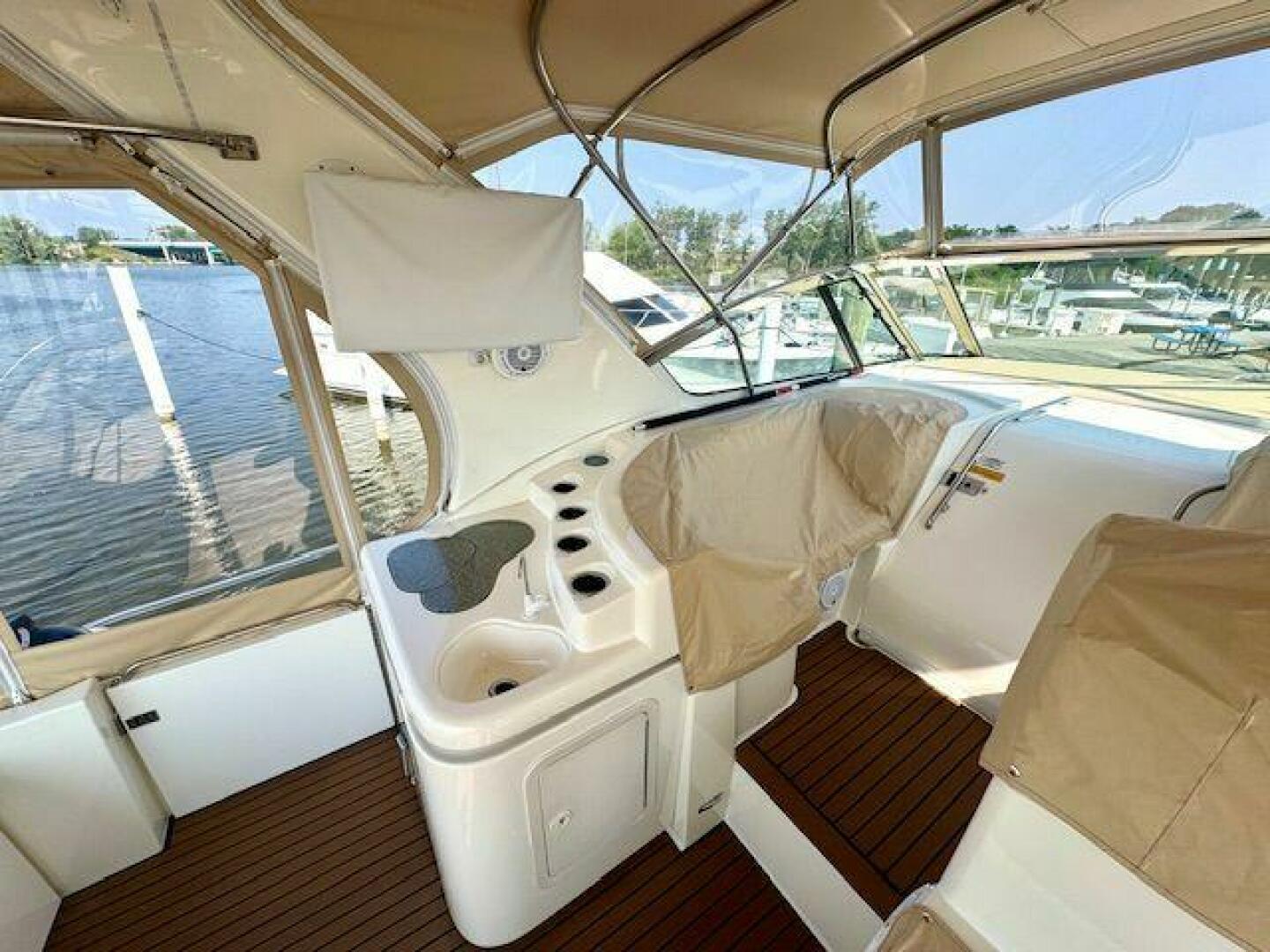 44ft Cruisers Yachts Yacht For Sale