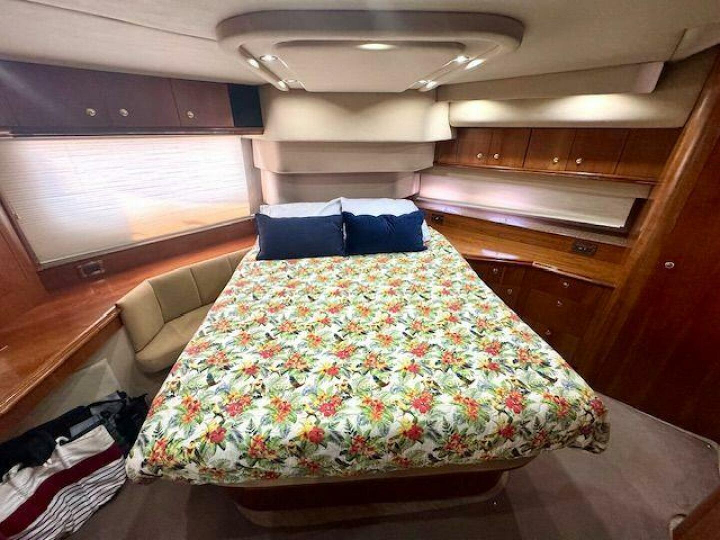 44ft Cruisers Yachts Yacht For Sale