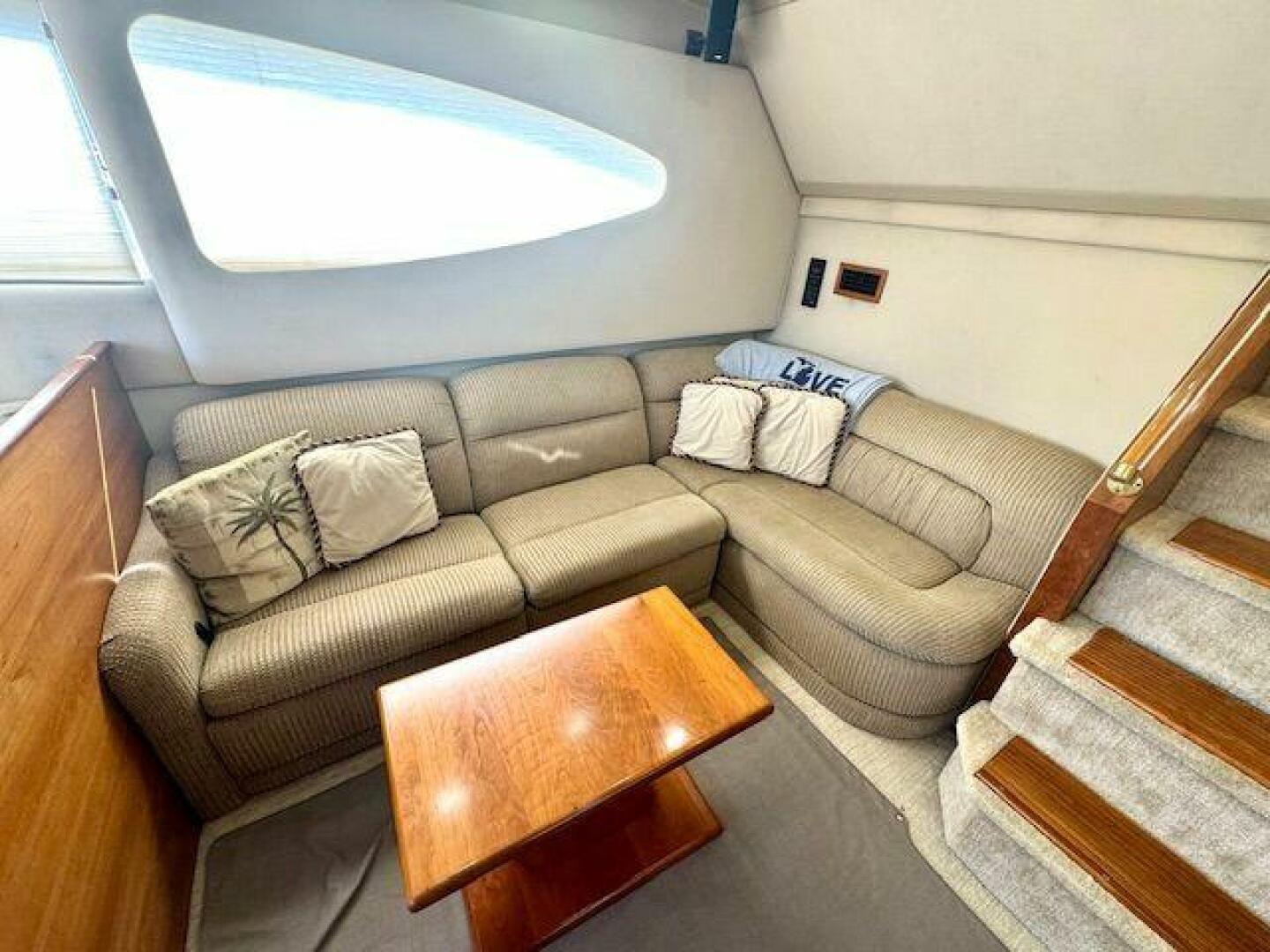44ft Cruisers Yachts Yacht For Sale