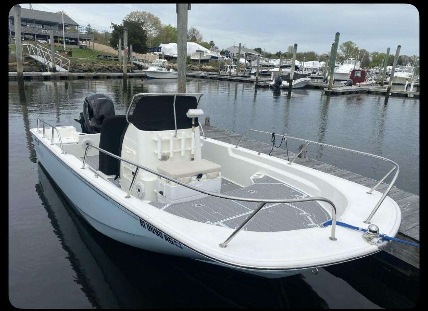 Czech Mate 19ft Boston Whaler Yacht For Sale