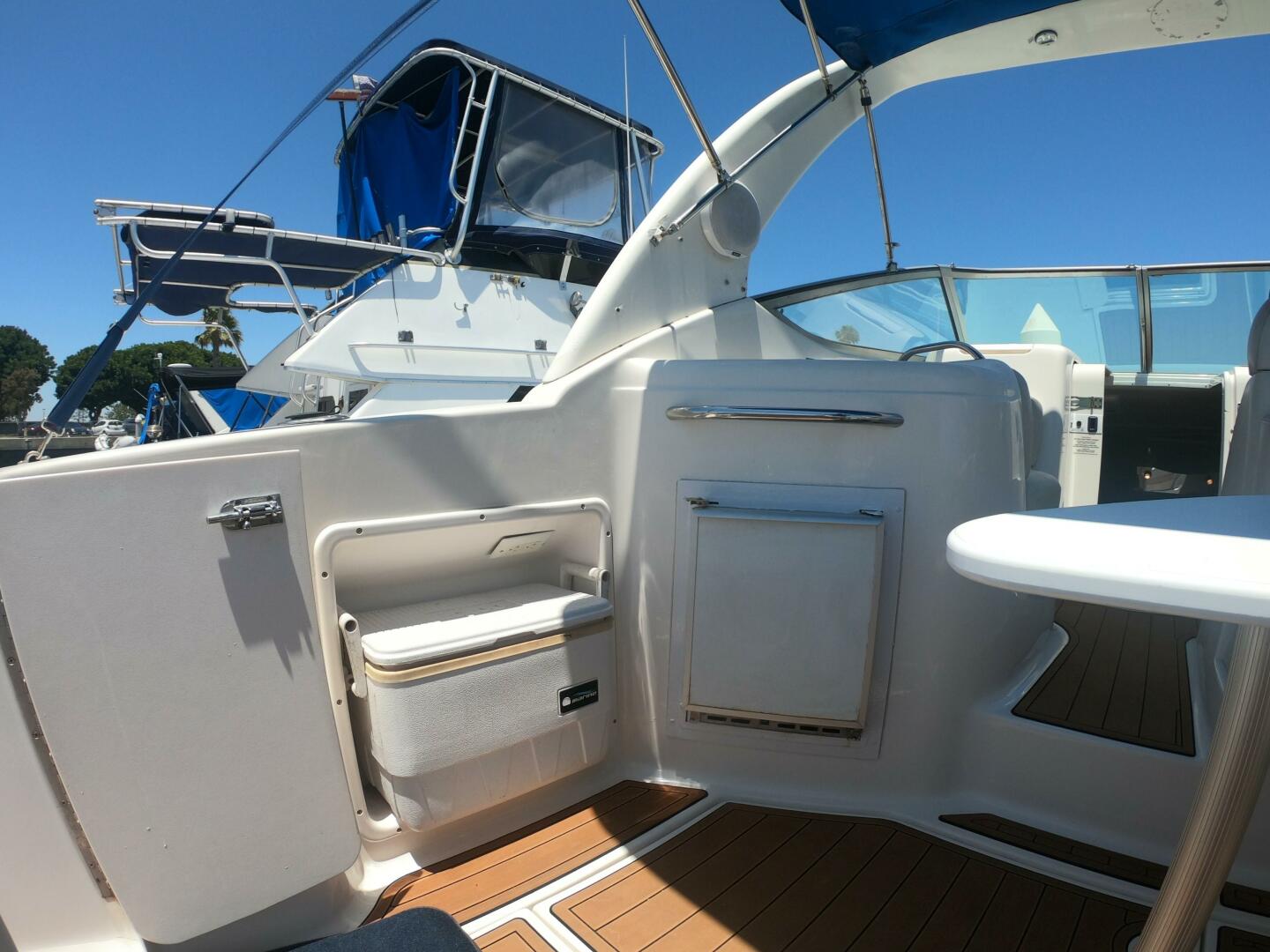New Beginnings 30ft Chaparral Yacht For Sale
