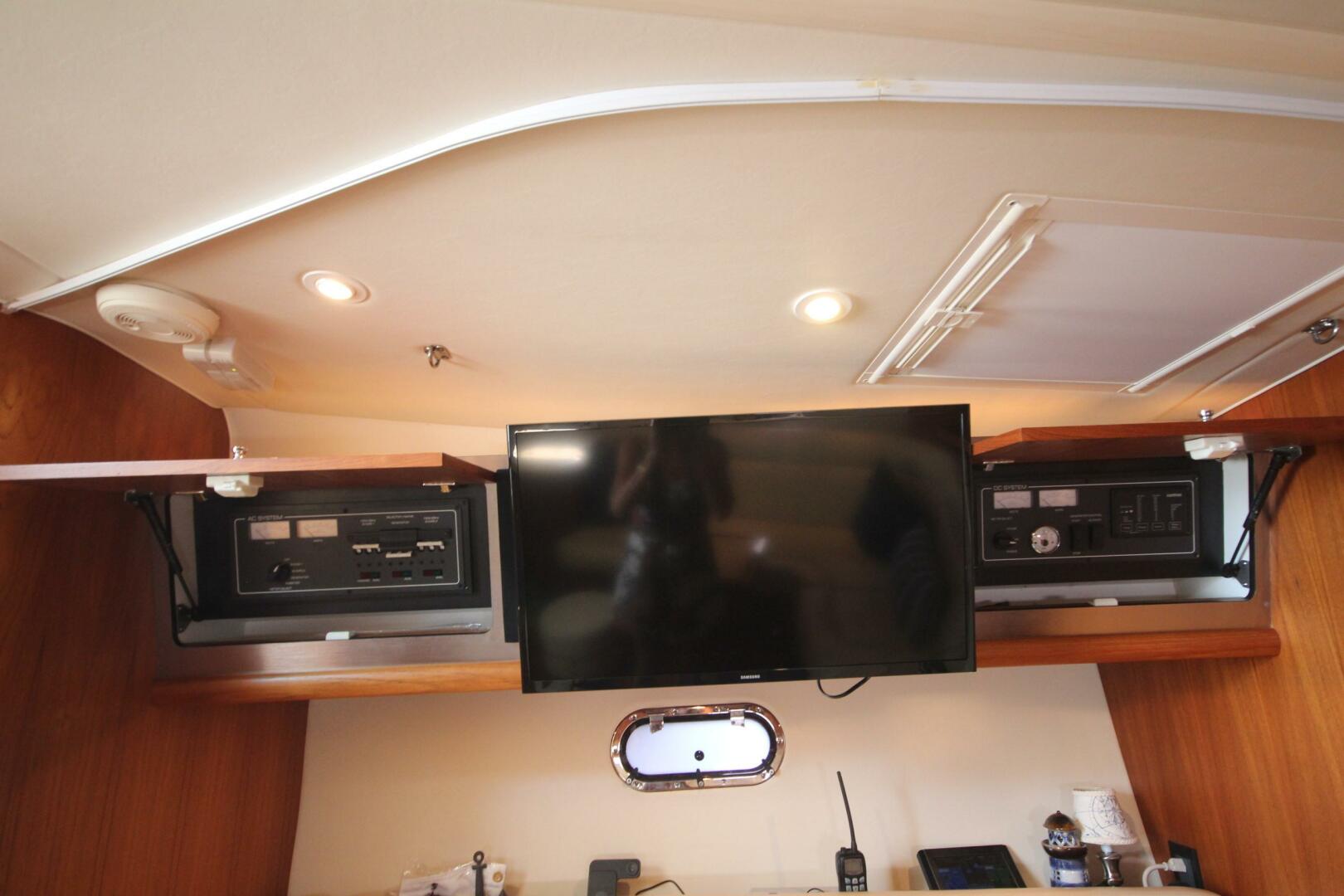 Our Cottage III 36ft Tiara Yachts Yacht For Sale