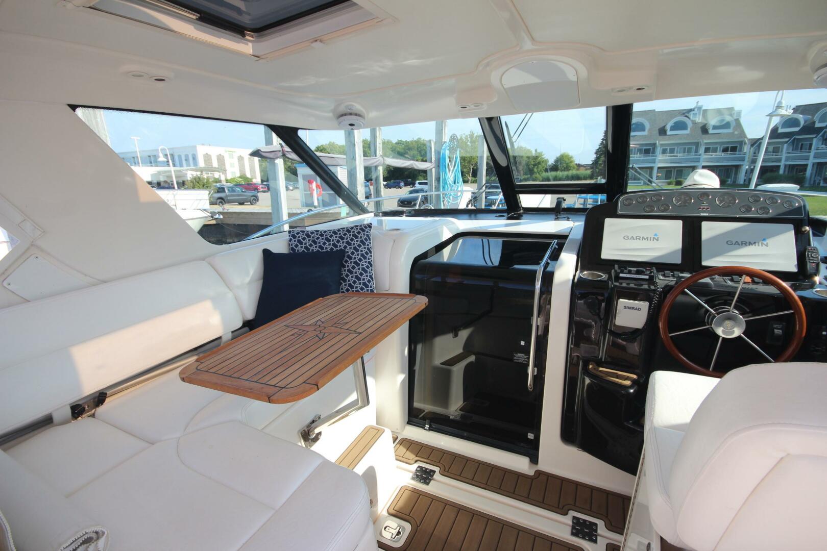 Our Cottage III 36ft Tiara Yachts Yacht For Sale