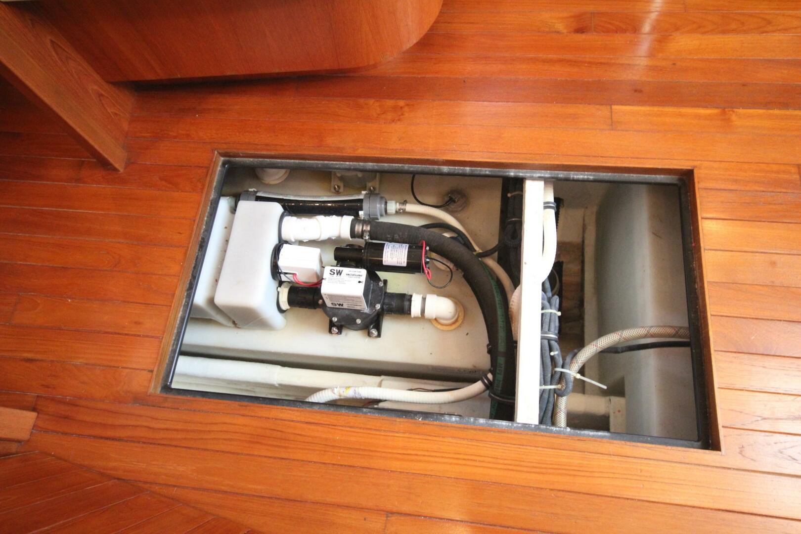 Our Cottage III 36ft Tiara Yachts Yacht For Sale
