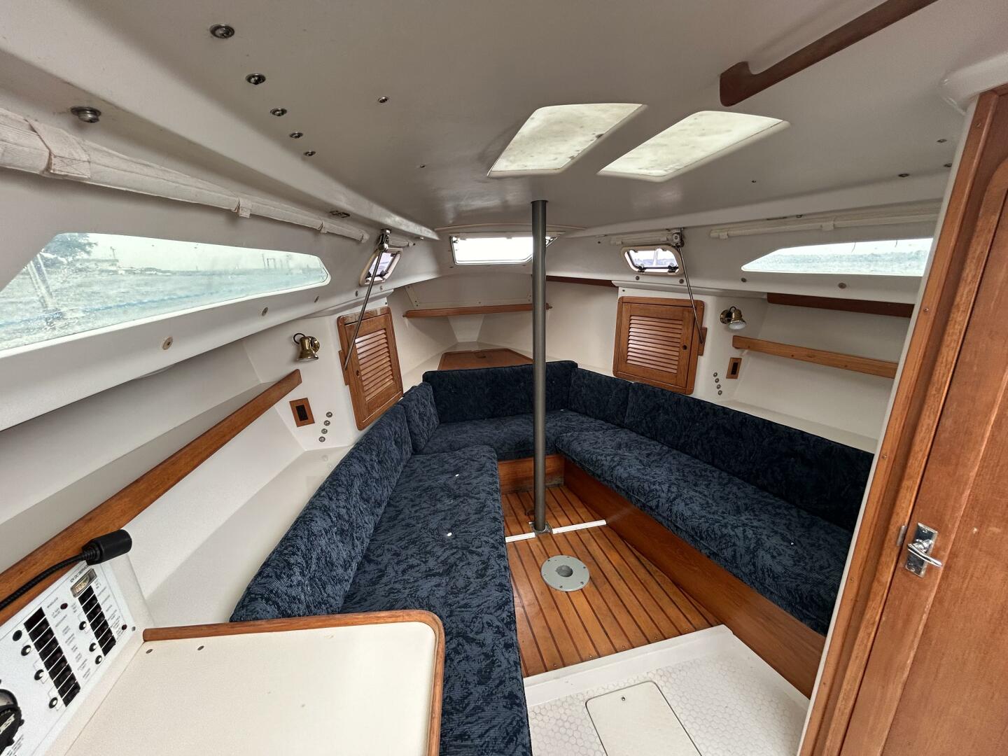 27ft Catalina Yacht For Sale