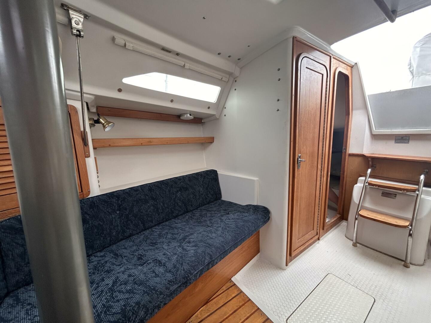 27ft Catalina Yacht For Sale
