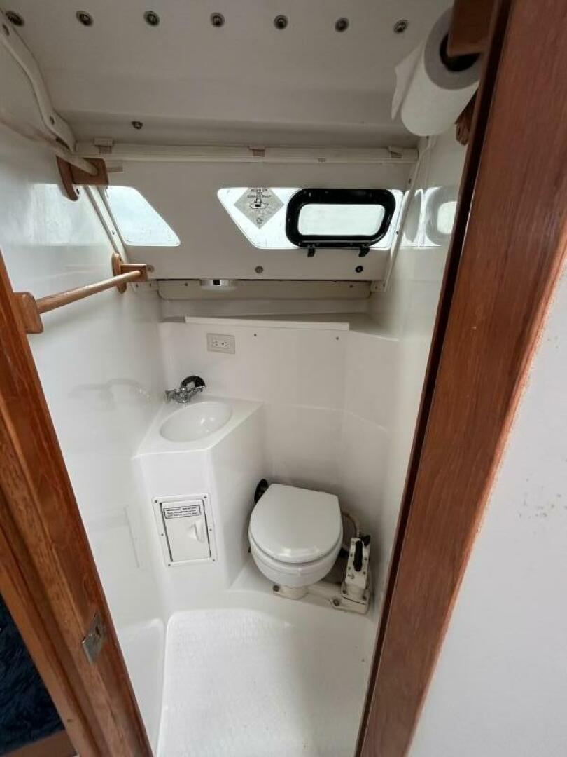 27ft Catalina Yacht For Sale