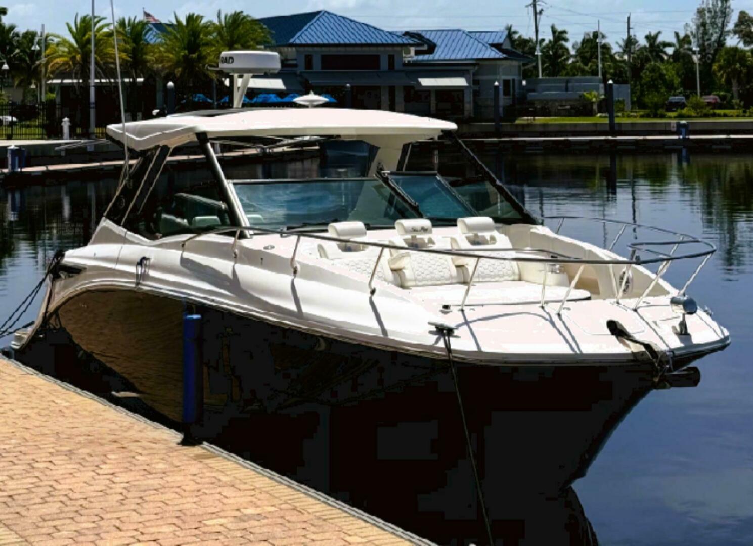 Salty Xperience 32ft Sea Ray Yacht For Sale