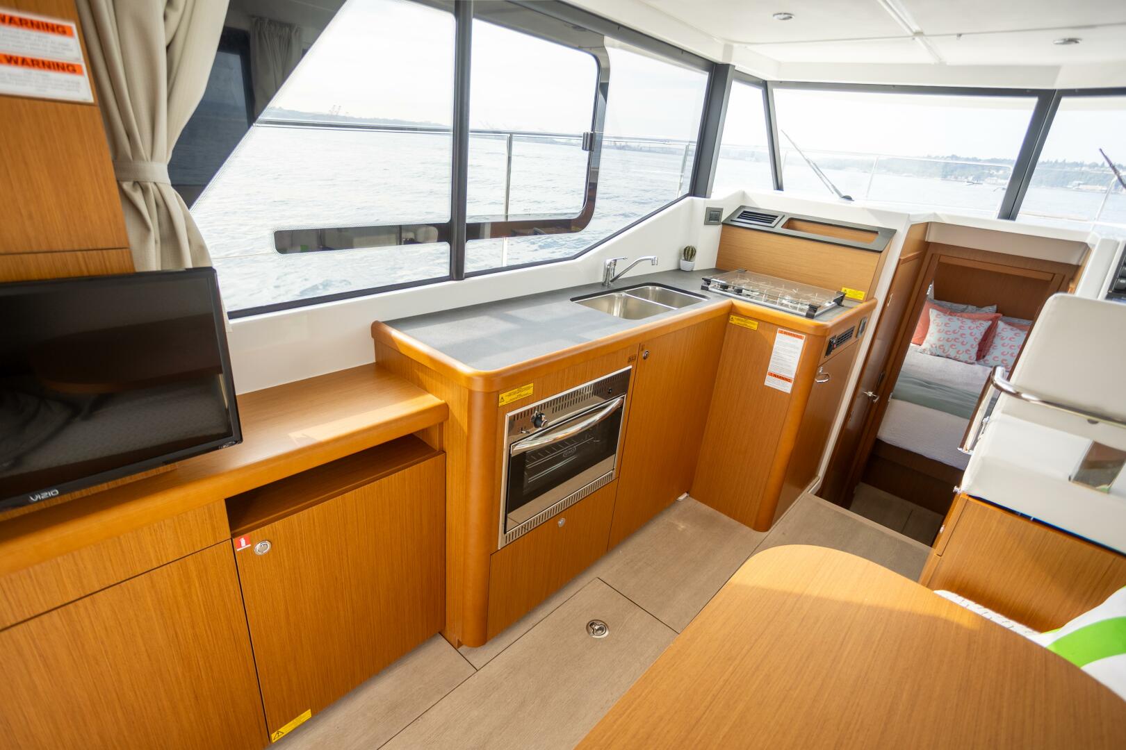 Everything Is Fine 30ft Beneteau Yacht For Sale