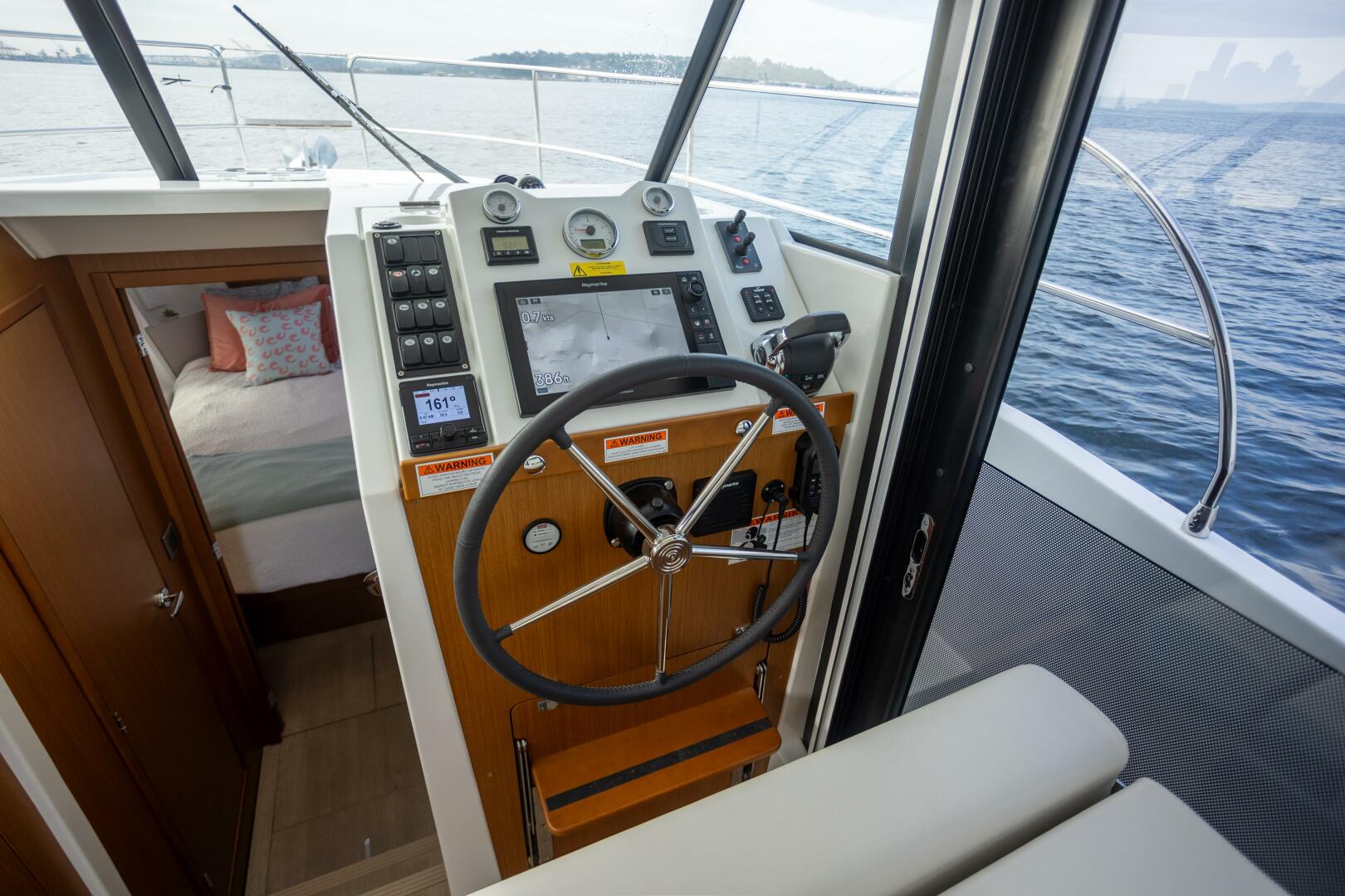 Everything Is Fine 30ft Beneteau Yacht For Sale