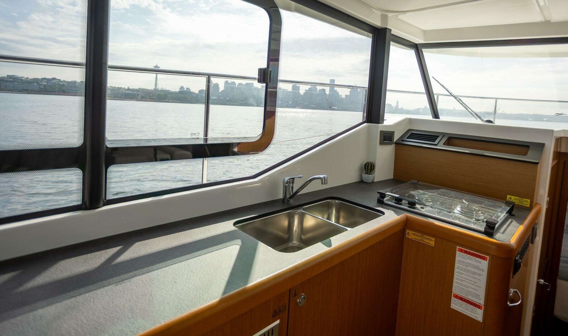 Everything Is Fine 30ft Beneteau Yacht For Sale